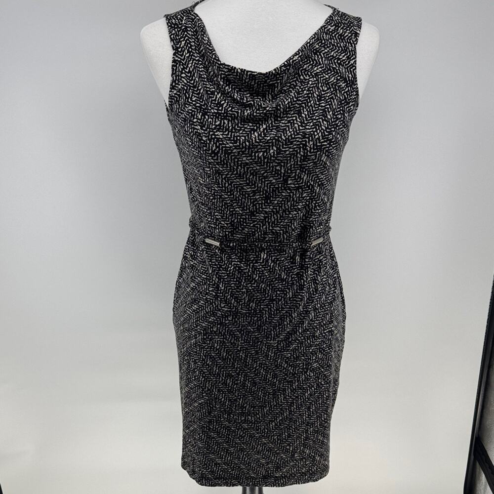 Ann Taylor Black and White Shift Dress Petite Small